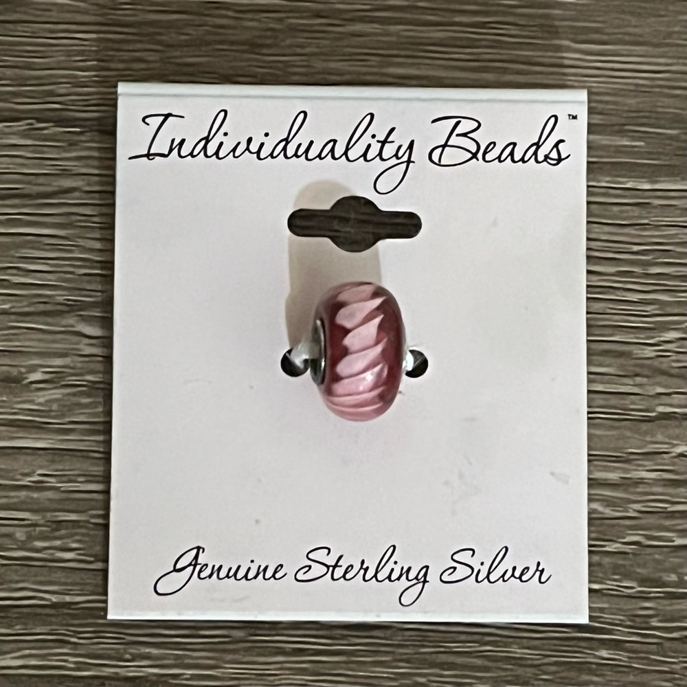 Individuality Beads Genuine Sterling Silver Swirl Glass Bead